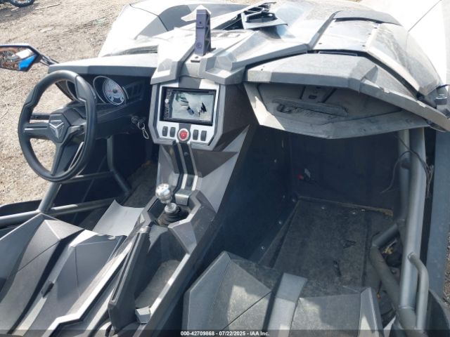 2015 POLARIS SLINGSHOT 57XAASFA2F5103324 Photo 4
