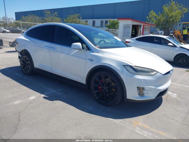 2016 TESLA MODEL X 5YJXCBE40GF001366