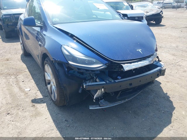 2024 TESLA MODEL Y 7SAYGDEE0RA278969 Photo 5