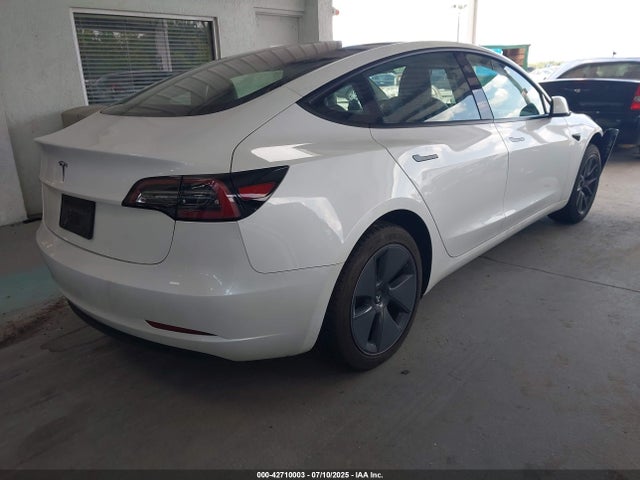 2023 TESLA MODEL 3 5YJ3E1EA7PF484511 Photo 3