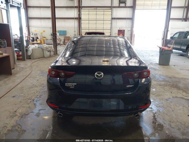 3MZBPBCL6NM308491 Mazda py