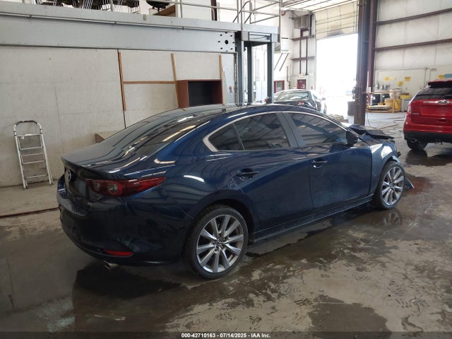 3MZBPBCL6NM308491 Mazda py