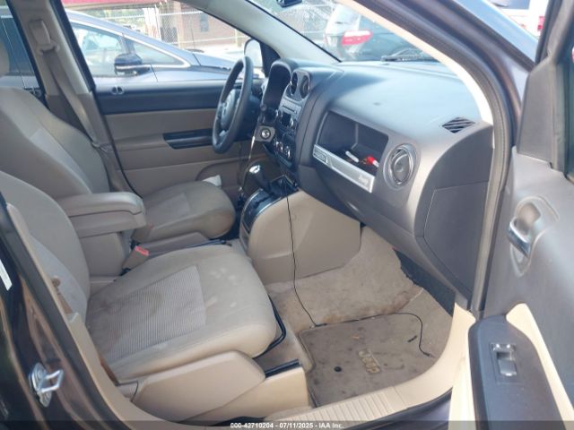 2017 JEEP COMPASS 1C4NJCBA9HD130745 Photo 4