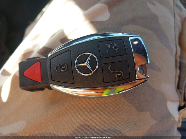 WDDSJ4EB4GN381071 Mercedes-Benz CLA-Class