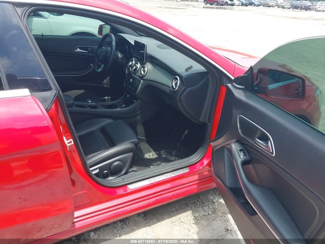 WDDSJ4EB4GN381071 Mercedes-Benz CLA-Class