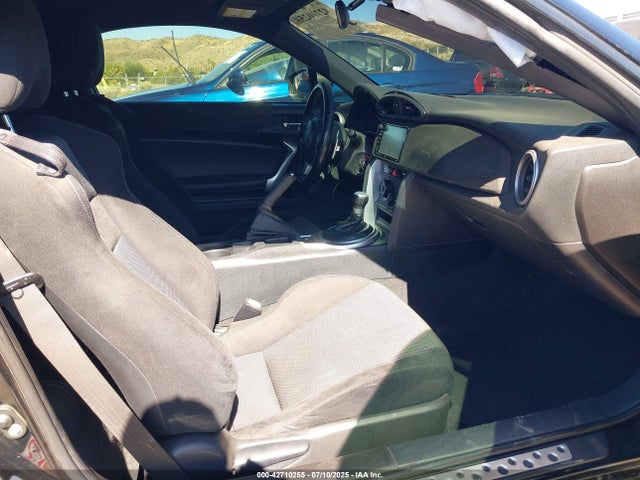 JF1ZNAA18H8705394 Toyota na
