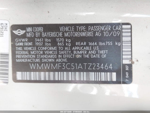 2010 MINI COOPER WMWMF3C51ATZ23464 Photo 8
