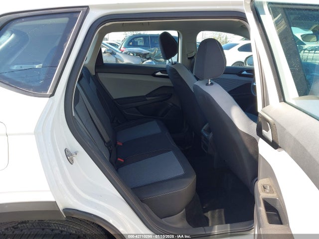3VV5X7B22RM015958 Volkswagen tsi