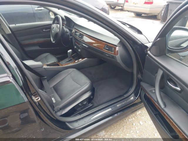 2011 BMW 328I WBAPK5G54BNN25962 Photo 4