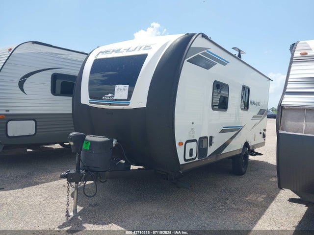 4X4TPAT16NN056726 Palomino Palomino Trailer