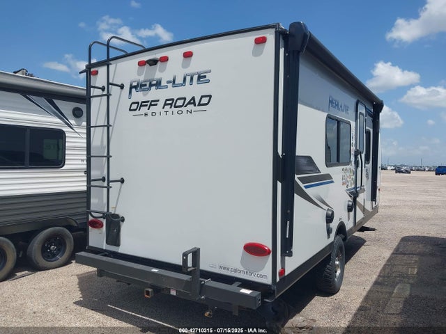 4X4TPAT16NN056726 Palomino Palomino Trailer