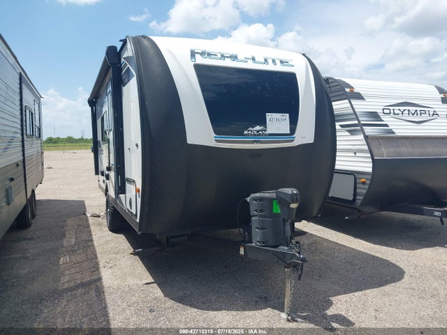 4X4TPAT16NN056726 Palomino Palomino Trailer