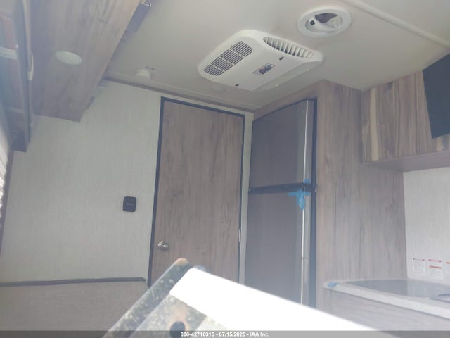 4X4TPAT16NN056726 Palomino Palomino Trailer
