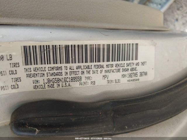 2006 JEEP COMMANDER 1J8HG58N16C189558 Photo 8