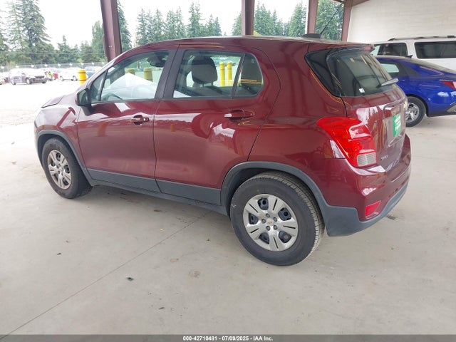 3GNCJKSBXHL133066 Chevrolet TRAX LS