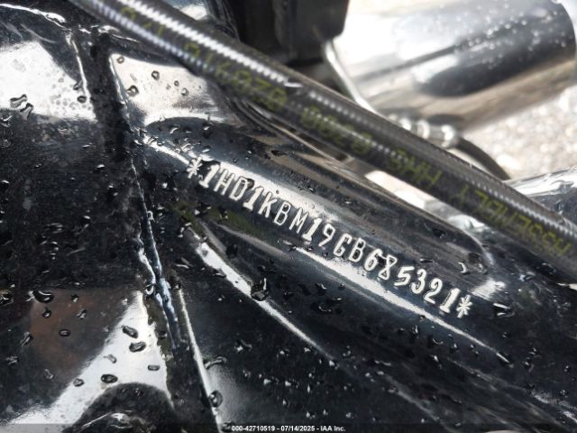 2016 HARLEY-DAVIDSON FLHX 1HD1KBM19GB685321 Photo 9
