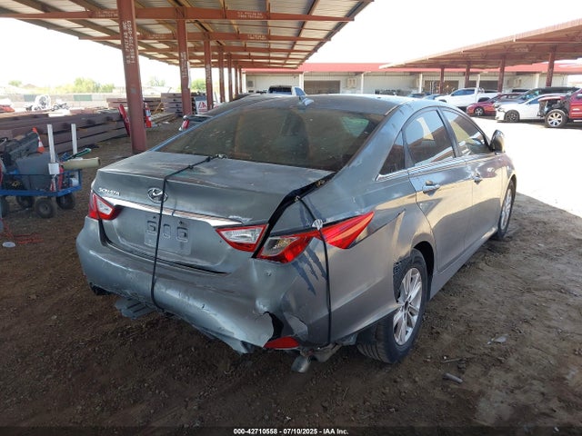 Hyundai gamma 2014 5NPEB4AC8EH817727 Image 6