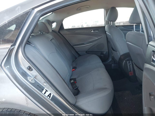 Hyundai gamma 2014 5NPEB4AC8EH817727 Image 8