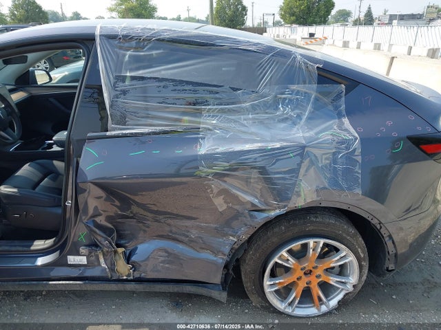 2023 TESLA MODEL Y 7SAYGDEE5PF895915 Photo 5
