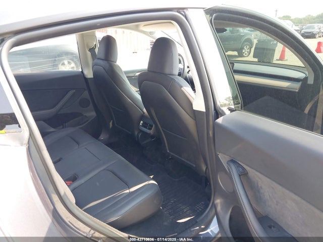 2023 TESLA MODEL Y 7SAYGDEE5PF895915 Photo 7