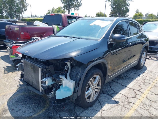 W1N4N4HB8MJ277956 Mercedes-Benz m260