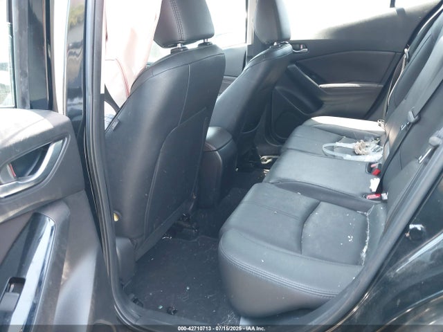 3MZBN1M32JM178623 Mazda py