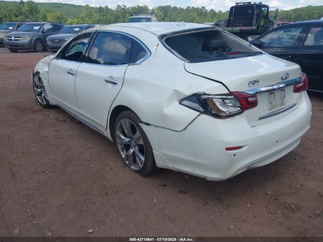 2019 INFINITI Q70L JN1BY1PP5KM680079 Photo 2