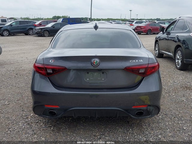 ZARFAEEN6H7542267 Alfa Romeo 2017