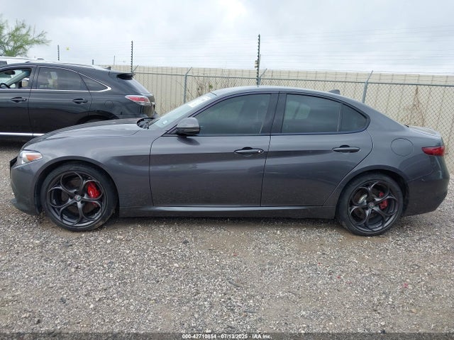 ZARFAEEN6H7542267 Alfa Romeo 2017