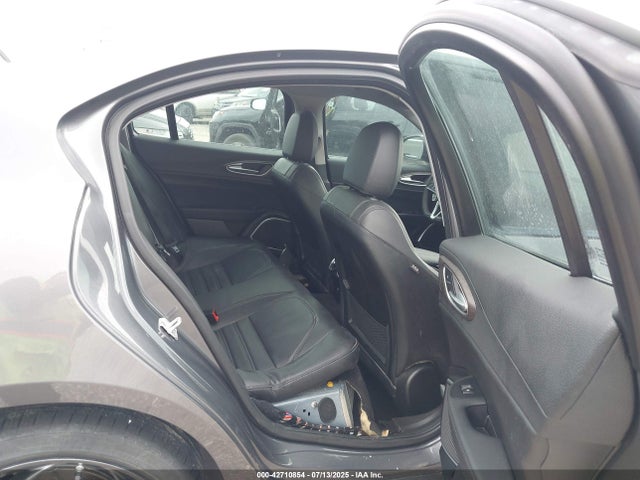 ZARFAEEN6H7542267 Alfa Romeo 2017