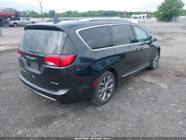2018 CHRYSLER PACIFICA 2C4RC1GG2JR186882 Photo 3
