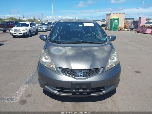 Продажа на аукционе авто 2013 Honda Fit, vin: JHMGE8H31DC060174, номер лота: 42710912