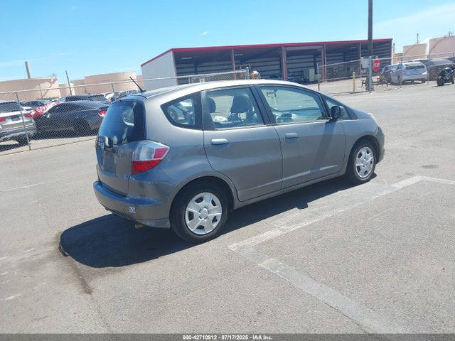 Продажа на аукционе авто 2013 Honda Fit, vin: JHMGE8H31DC060174, номер лота: 42710912