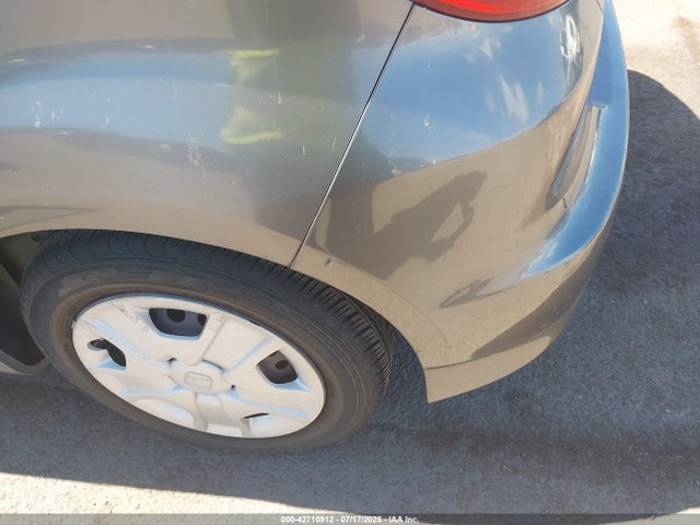 Продажа на аукционе авто 2013 Honda Fit, vin: JHMGE8H31DC060174, номер лота: 42710912