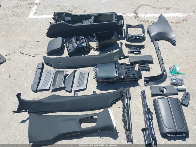 W1K6G6DB2PA180693 Mercedes-Benz m256
