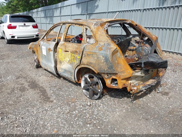 2015 AUDI Q3 WA1EFCFS7FR009386 Photo 2