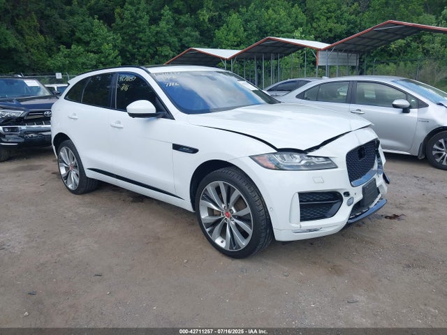 2017 JAGUAR F-PACE SADCL2BV5HA064702 Photo 0