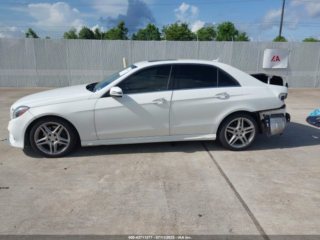 WDDHF5KB2EA832668 Mercedes-Benz 2014
