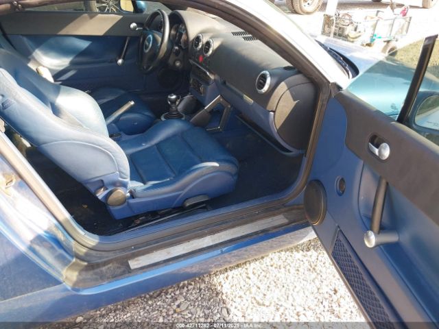 2001 AUDI TT TRUWT28NX11010551 Photo 4