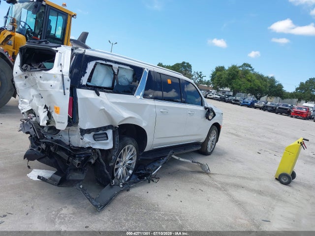 2022 CADILLAC ESCALADE ESV 1GYS4KKL4NR273021 Photo 3