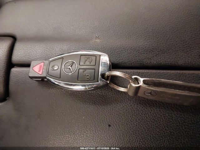2011 MERCEDES-BENZ E 350 WDDHF8HB7BA444470 Photo 10