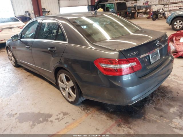 2011 MERCEDES-BENZ E 350 WDDHF8HB7BA444470 Photo 2