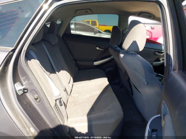 2014 TOYOTA PRIUS JTDKN3DU6E1735544 Photo 7