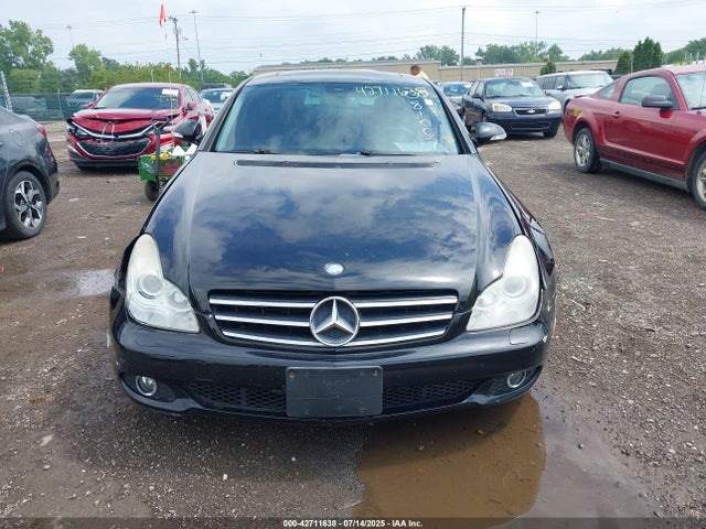 42711638 :رقم المزاد ، WDDDJ72X17A081067 vin ، 2007 Mercedes-benz Cls 550 مزاد بيع