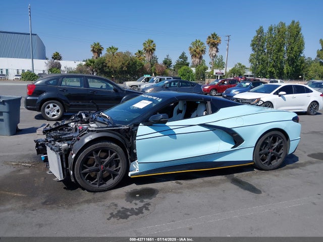 1G1YB3D48N5122166 Chevrolet lt2
