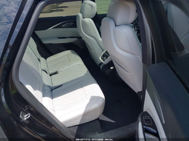 2024 CADILLAC LYRIQ 1GYKPWRL3RZ111780 Photo 7