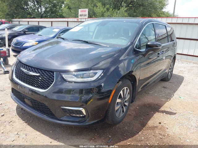 2023 CHRYSLER PACIFICA HYBRID 2C4RC1L70PR622000 Photo 1