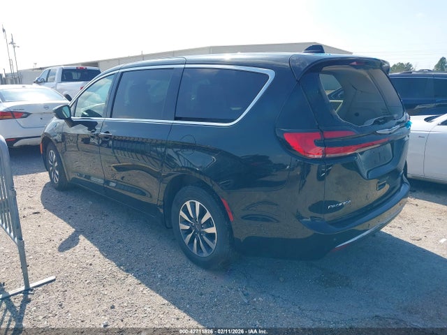 2023 CHRYSLER PACIFICA HYBRID 2C4RC1L70PR622000 Photo 2