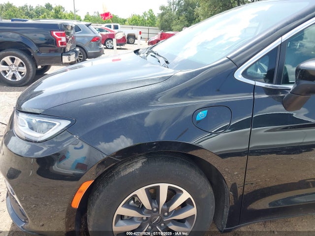 2023 CHRYSLER PACIFICA HYBRID 2C4RC1L70PR622000 Photo 5