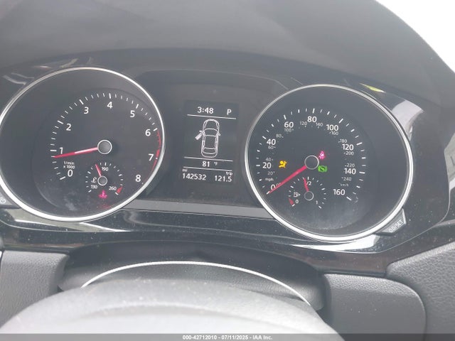 3VWD17AJ8JM226345 Volkswagen tsi